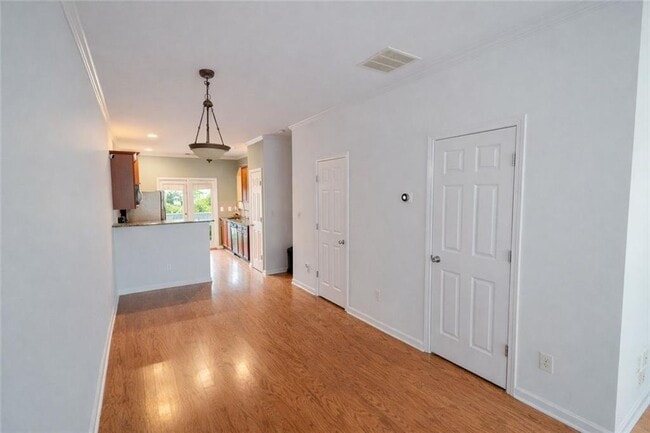 Photo - 2043 Liberty Ct NW