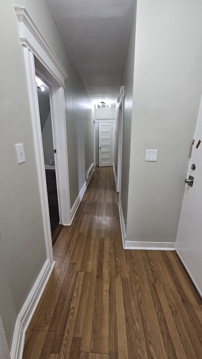 Photo - 849 S 15th St Unit 3