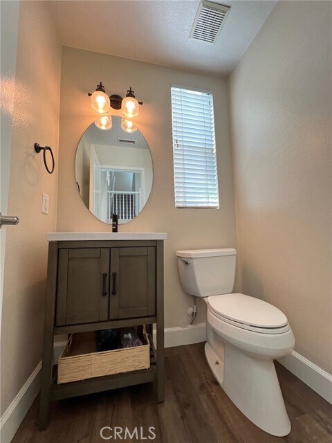 Photo - 46 Hinterland Way