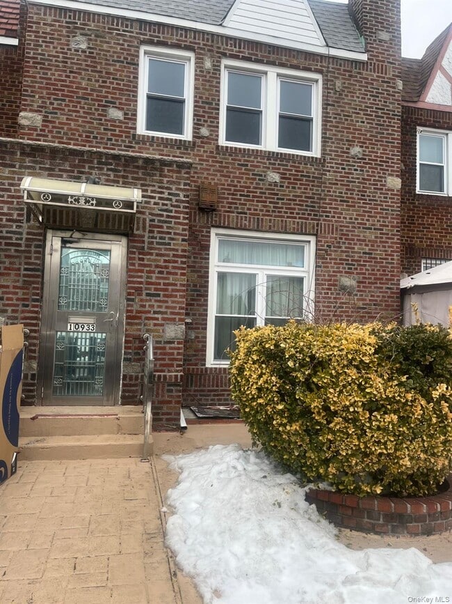 Photo - 250-23 88th Rd Unit 1R