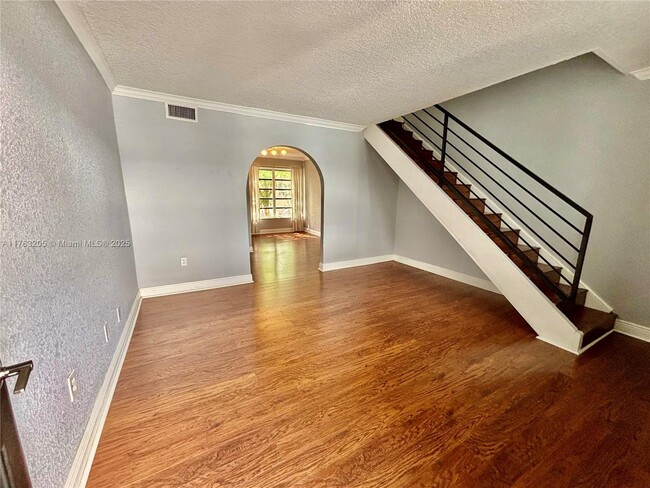 Photo - 235 Antilla Ave Unidad 5 Rental