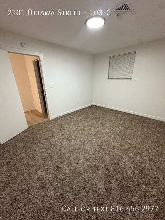 Photo - 2101 Ottawa St Unit 103-C
