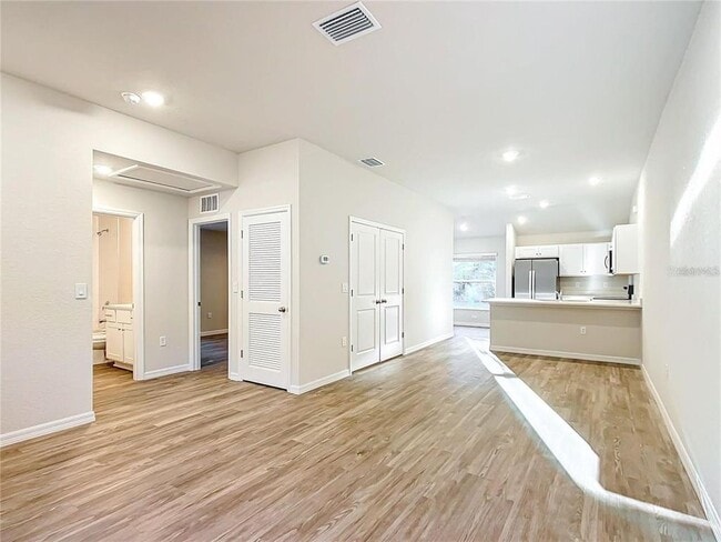 Photo - 3070 E Odier St