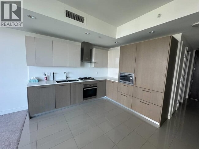 Photo - 6633 Pearson Wy Unité 40X