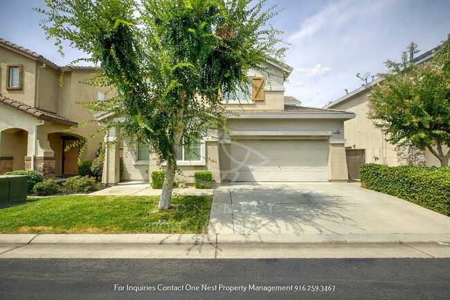 Building Photo - West Roseville 3 bdrm, 2.5 bth in gated community