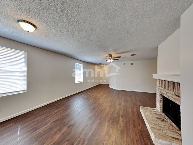 Photo - 3062 Limestone Hill Ln