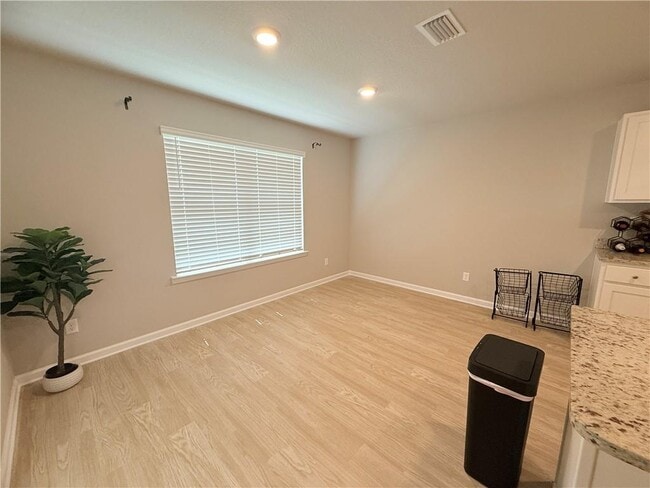 Photo - 10611 Burlington Estates Dr