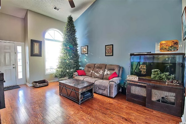 Photo - 4584 Hidden Creek Ln