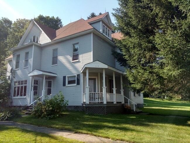 Photo - 939 NY-8 Unit B