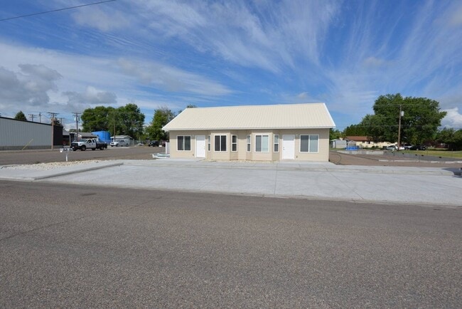 Photo - 1811 J St