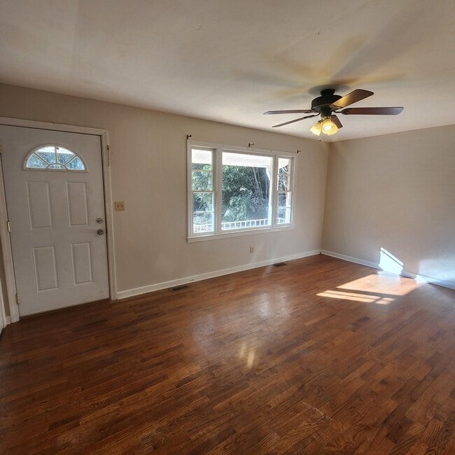 60 Stallings Rd