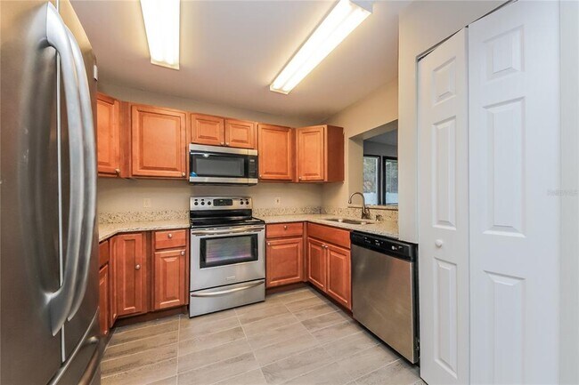 Photo - 660 McKinley Ct