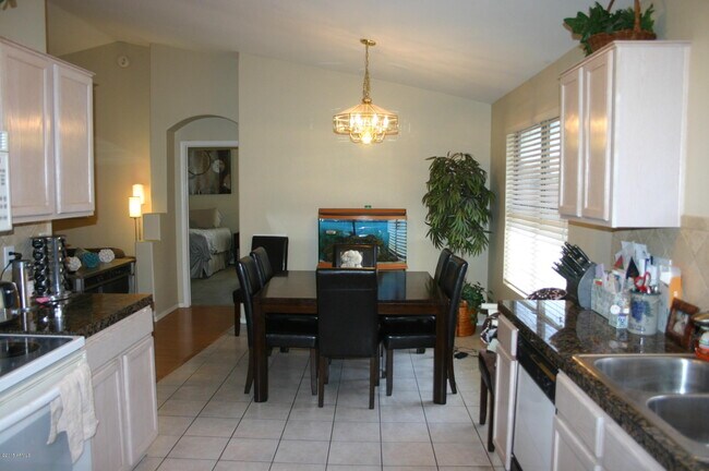 Photo - 4827 E Mossman Rd