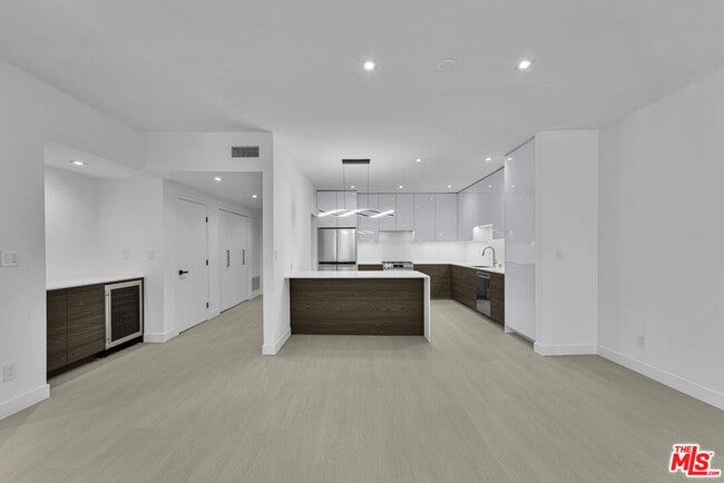 Photo - 10630 Wilkins Ave Unit 204