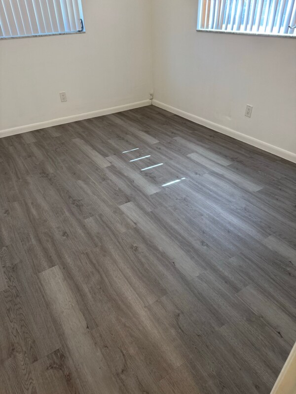 Photo - 325 N Lochview Terrace