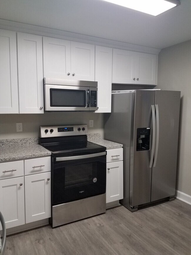 Photo - 5 BR Near ODU!