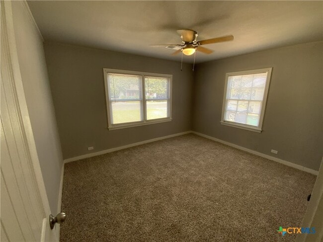 Photo - 809 E 12th Ave