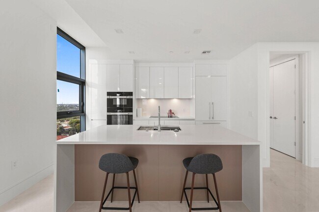 Photo - 220 Lake Shore Dr Unit 1125