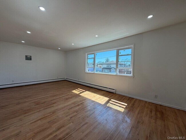 Photo - 1 Munro Blvd Unit 2F