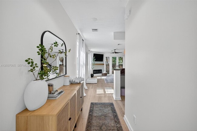 Photo - 1214 W Las Olas Blvd