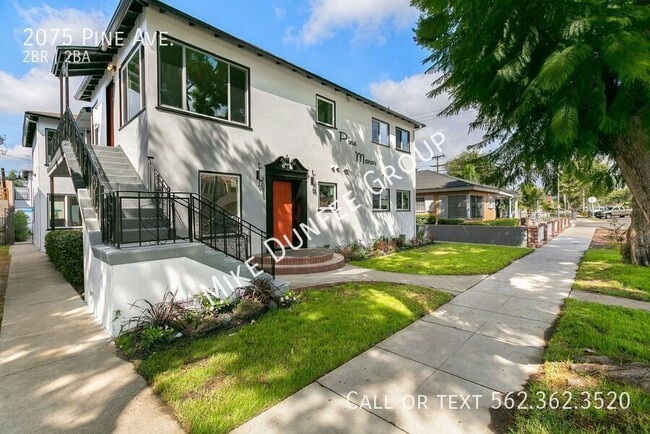 Photo - 2075 Pine Ave