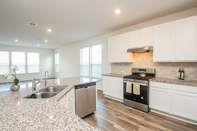 Building Photo - 3043 Kastania Ln