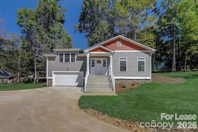 Photo - 48 John Halford Ct