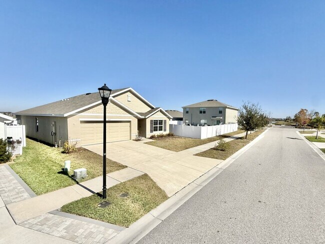 Photo - 822 18th Ave SE