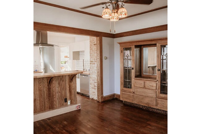 Photo - 1633-1635-1635 N Hawley Rd