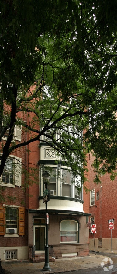 Photo - 1121 Spruce St