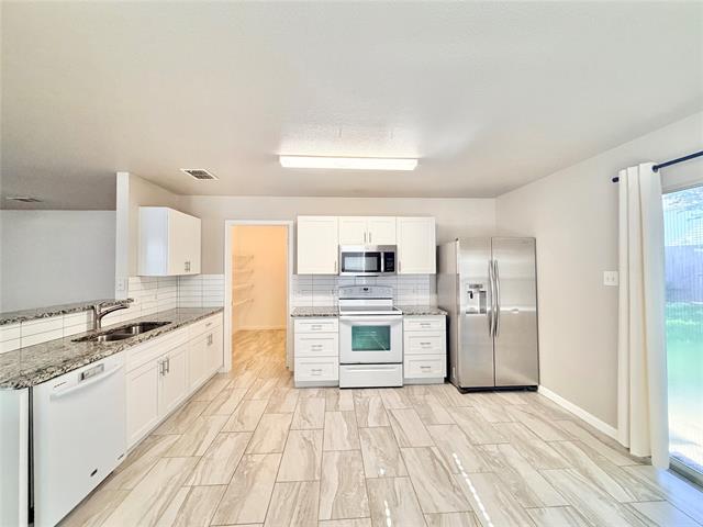 Photo - 2809 Briargrove Ln