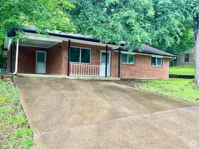 Building Photo - 302 Lakewood Dr Rental