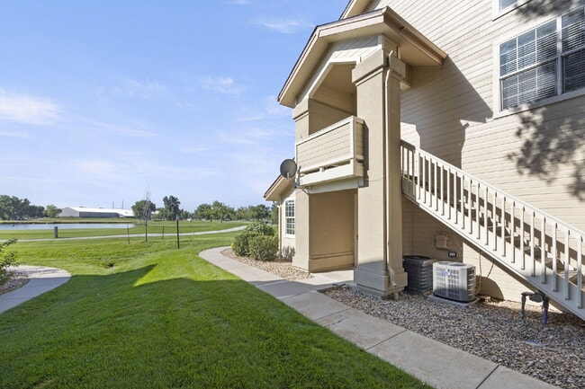 Photo - "Chic & Spacious 2-Bed, 2-Bath Condo with Granite Elegance in Littleton!" Unit #L