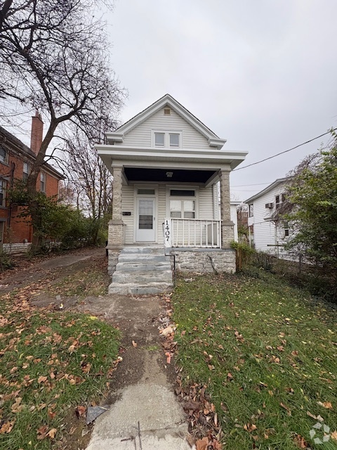 Building Photo - 1407 W North Bend Rd Rental