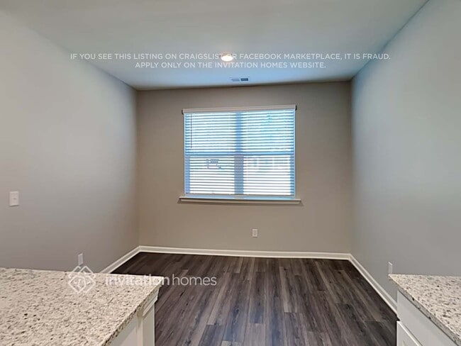 Photo - 117 Webster Cir