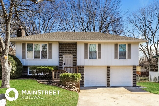 Building Photo - 2505 Folsom St