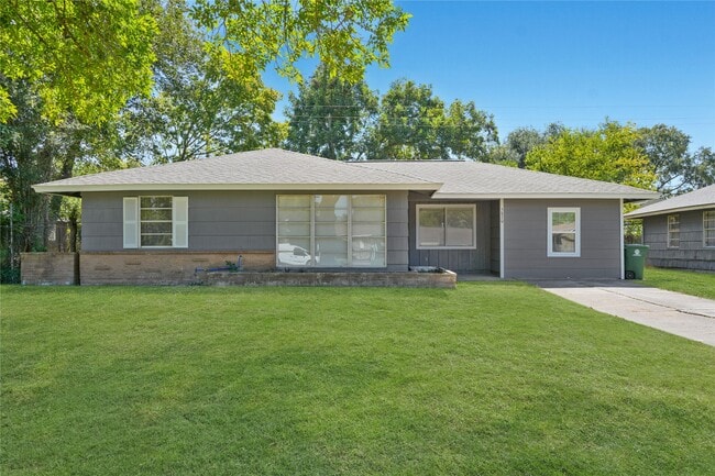Photo - 5870 Reed Rd