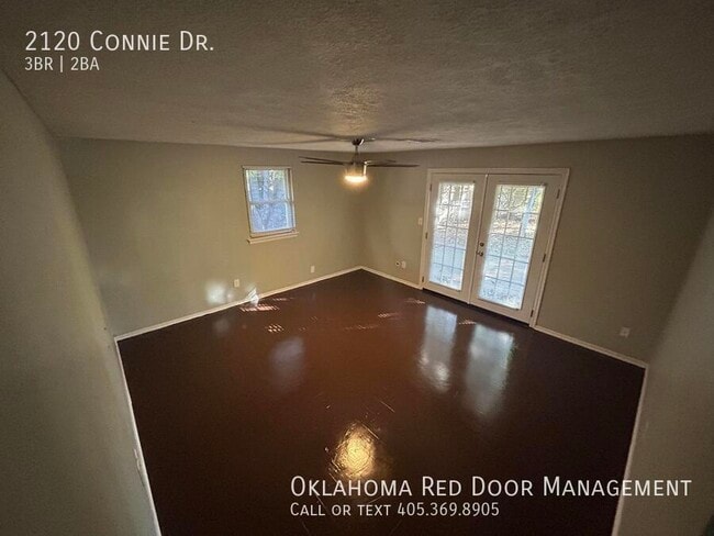 Photo - 2120 Connie Dr