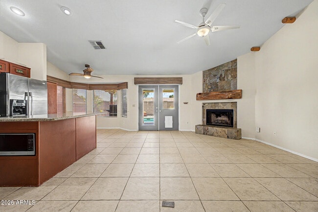 Photo - 1291 W Butler Dr