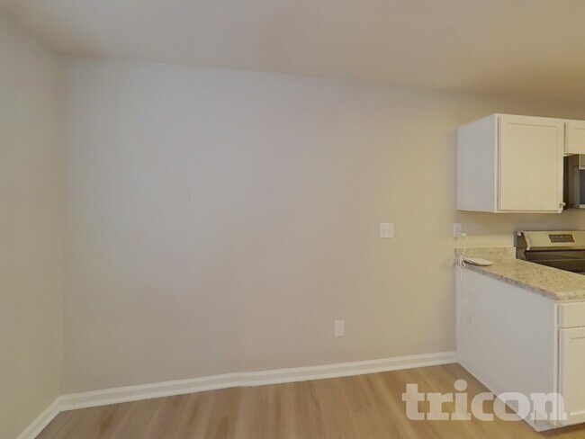 Photo - 631 Buckskin Rd