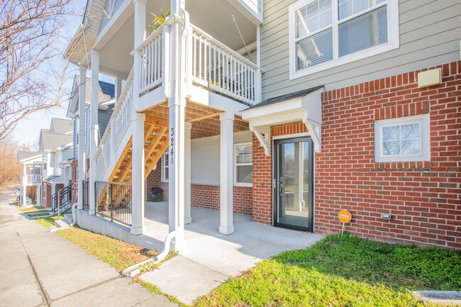 Lovely 2 BR/1 BA Condo in Marshall Heights! - Lovely 2 BR/1 BA Condo in Marshall Heights!