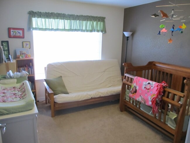 2do dormitorio - 14300 Waterside Ln Unidad G-4