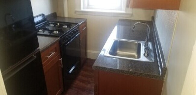 Photo - Spacious Fenway Studio with Renovated Kitchen & Heat Included