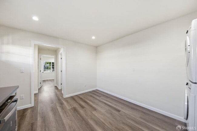 Photo - 1942 Peggy Dr