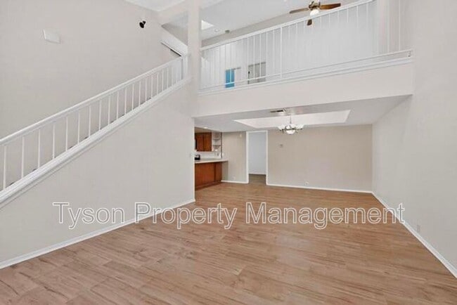 Photo - 10713 Towne Park Dr NE