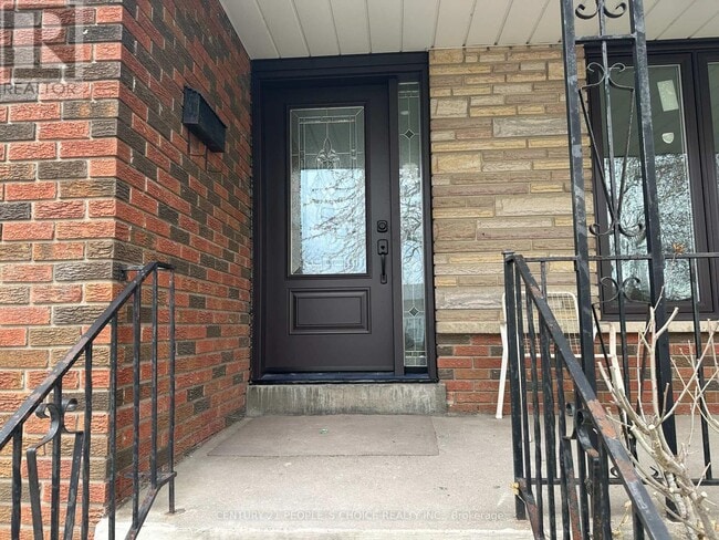 Photo - 7490 Middleshire Dr