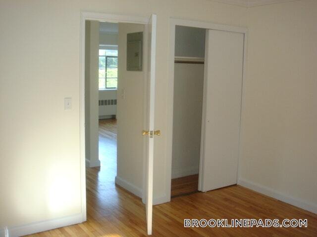 Photo - 74 St Paul St Unit 2