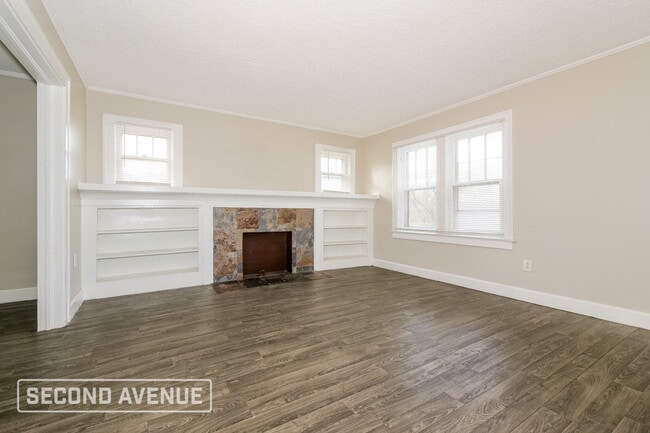 Photo - 4931 Woodland Ave