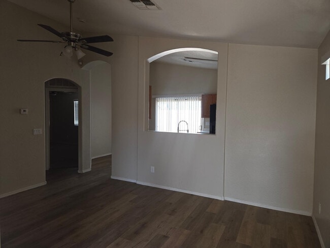 Photo - 229 S 125th Ave