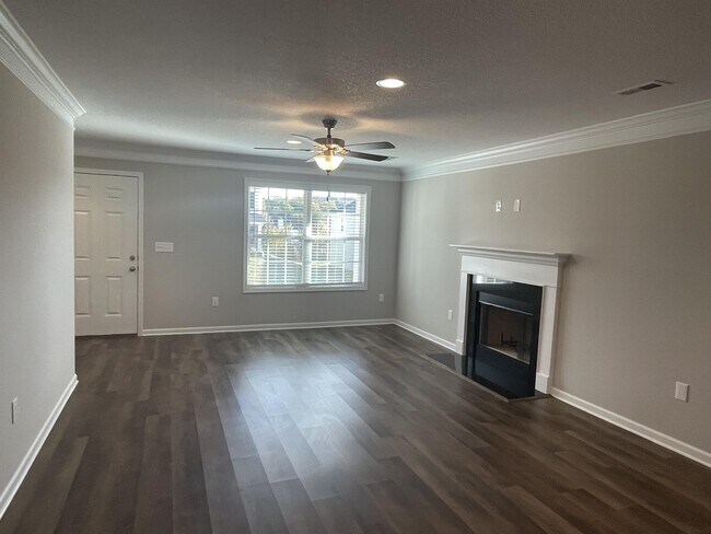 Photo - 8241 Zodiac Ln